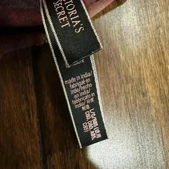 Victoria Secret Maroon Tie-dye Sports Bra Size Large - Picture 4 of 4